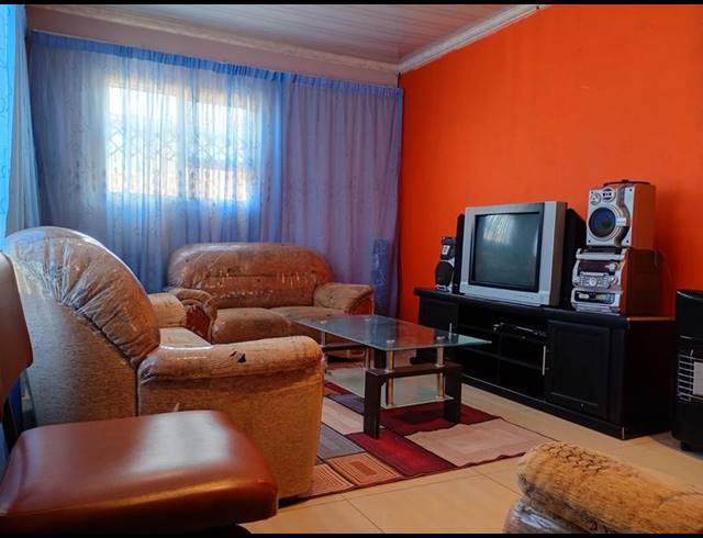 3 BEDROOM HOUSE FOR SALE IN PROTEA GLEN EXT